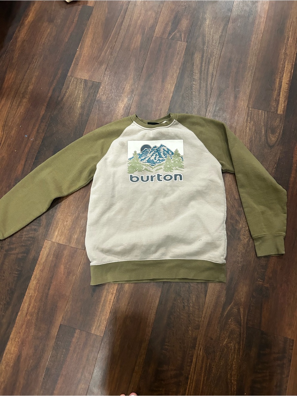 Burton Two-Tone Olive and Cream Crewneck Sweatshirt with Mountain Graphic